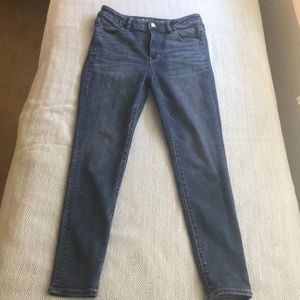 American Eagle super stretch DENIM jeggings.